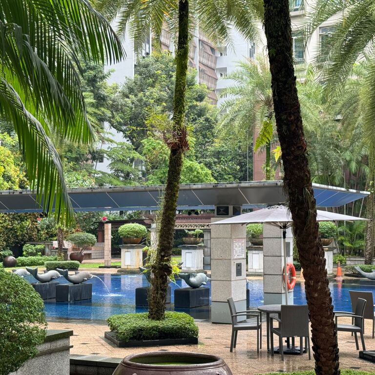 FUN SPLASH SWIM SCHOOL