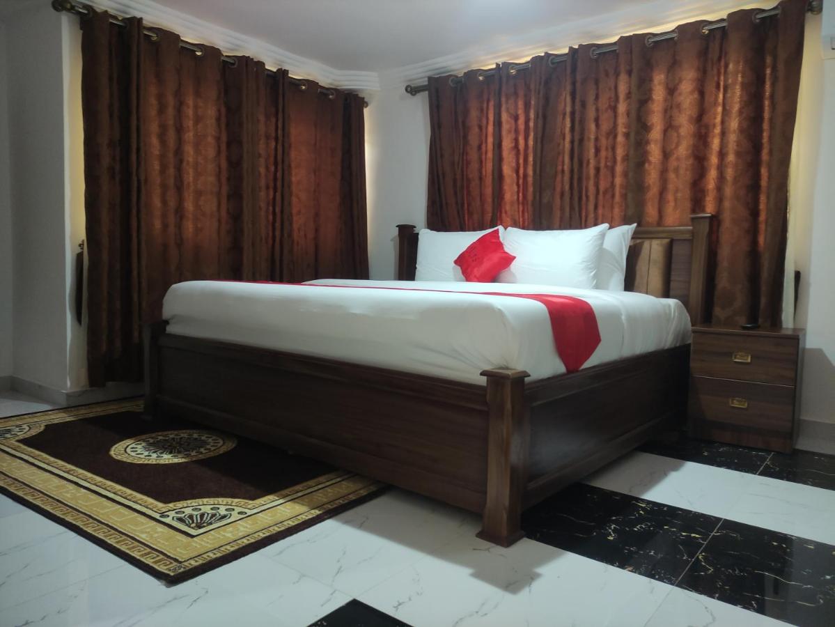 Downtown Virgins Hotel