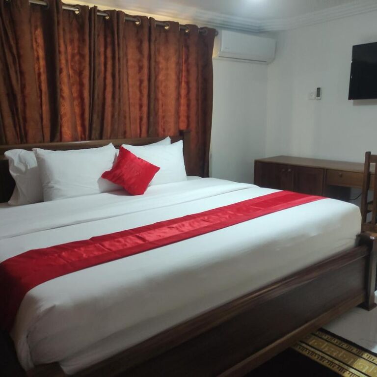 Downtown Virgins Hotel