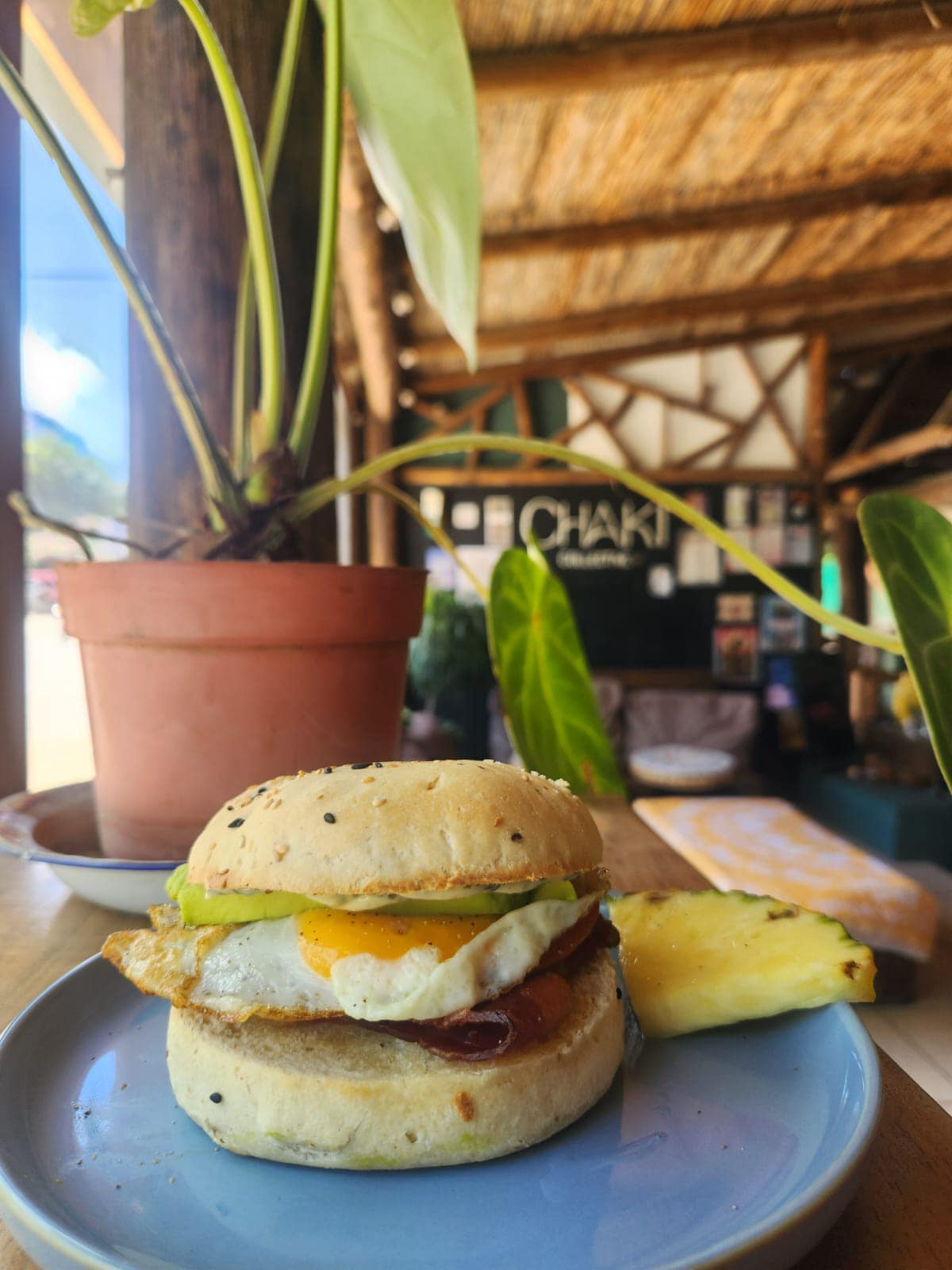 Chaki Café-Boutique