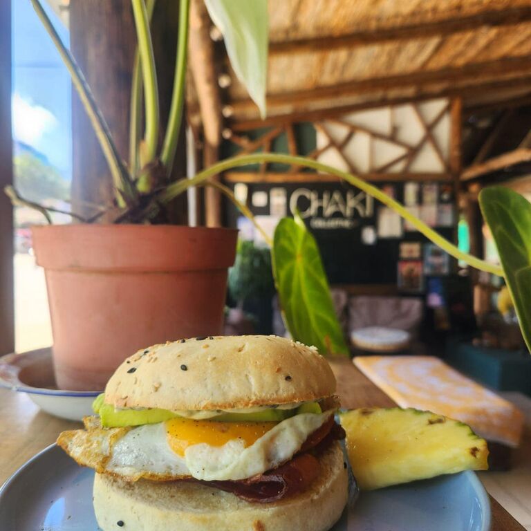 Chaki Café-Boutique