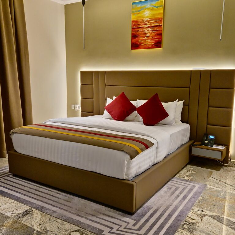 Raynez Resort & Suites Ltd