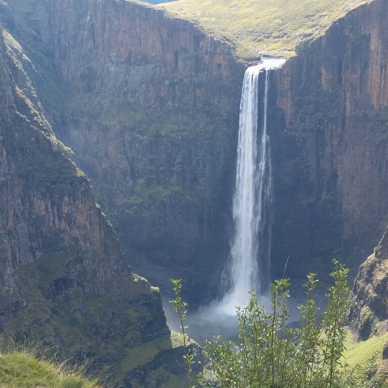 Nareland Travel and Tours