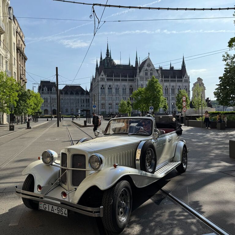Classic Car Budapest