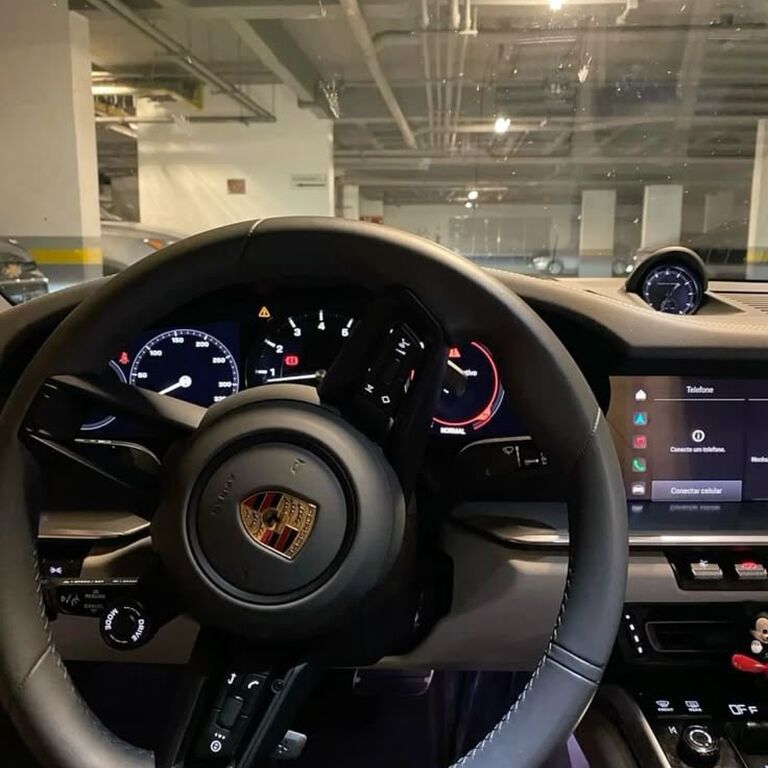 L&M CAR
