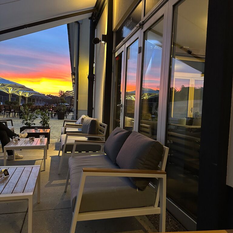 Makava coffee and lounge bar
