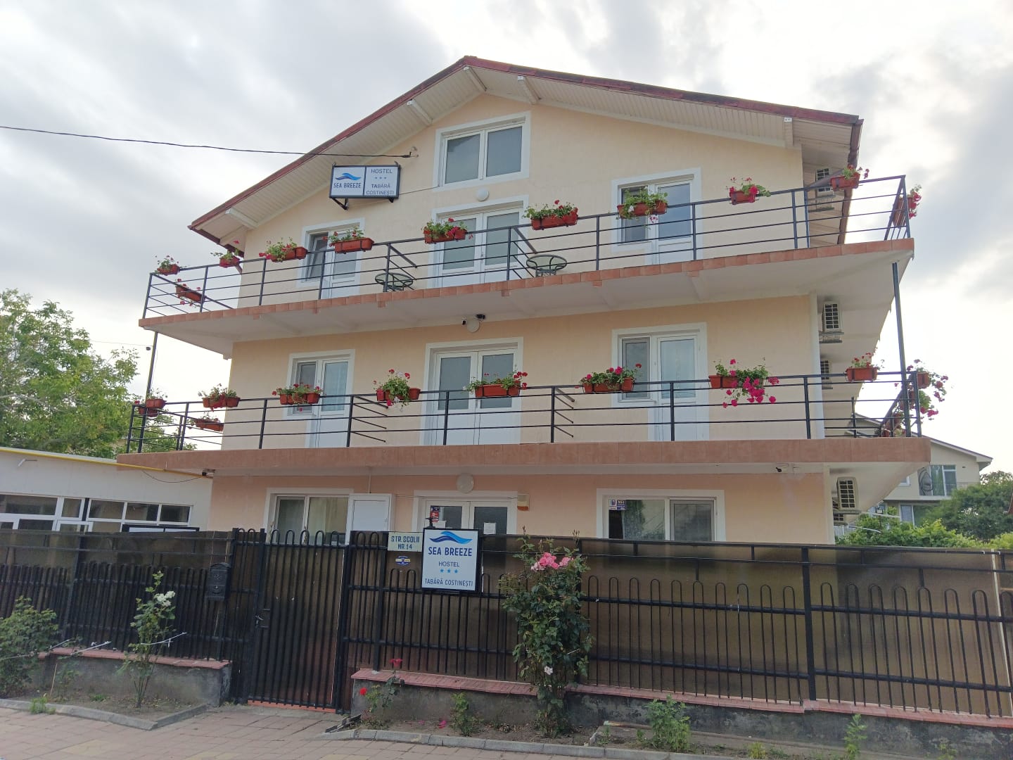 Sea Breeze Costinesti