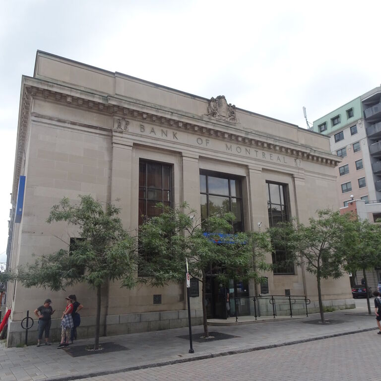 Kingston self-guided walking tour & scavenger hunt