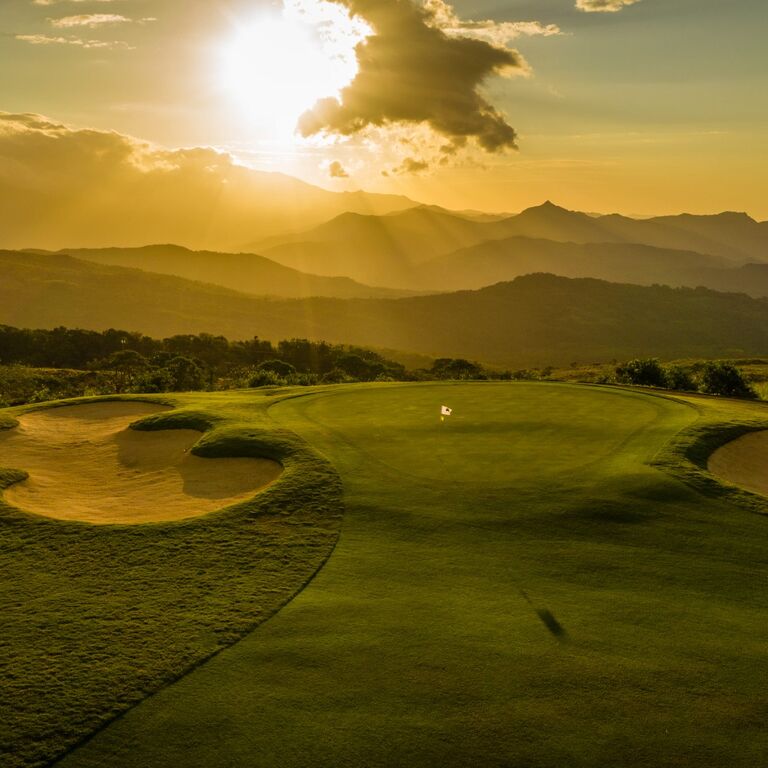 Lucero Golf & Country Club