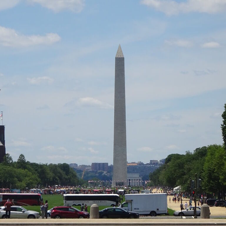 Washington DC Museums self-guided walking tour & scavenger hunt