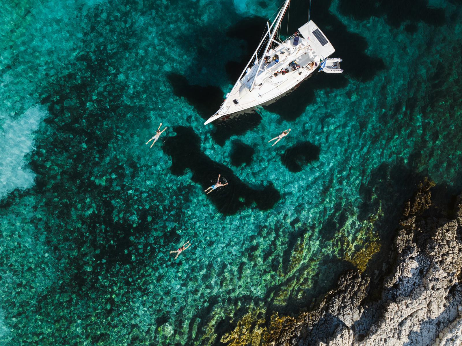 HVAR LOCAL HOST SAILING AGENCY