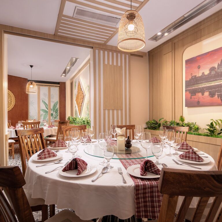 Neak Mday Restaurant
