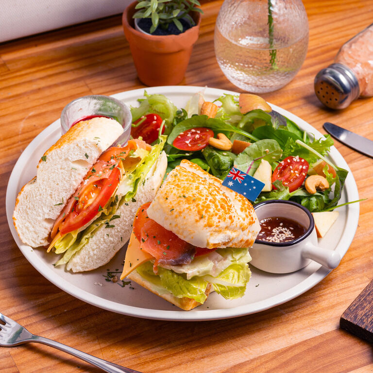 Aussie Cafe