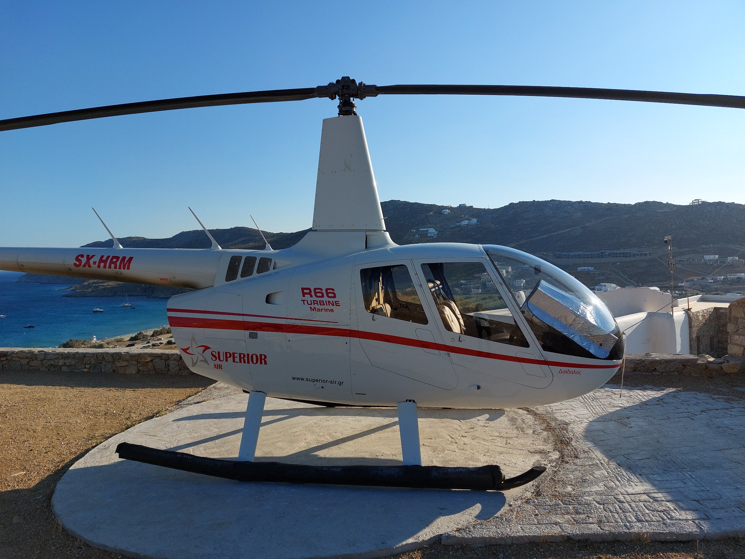 Luxury Santorini Tour