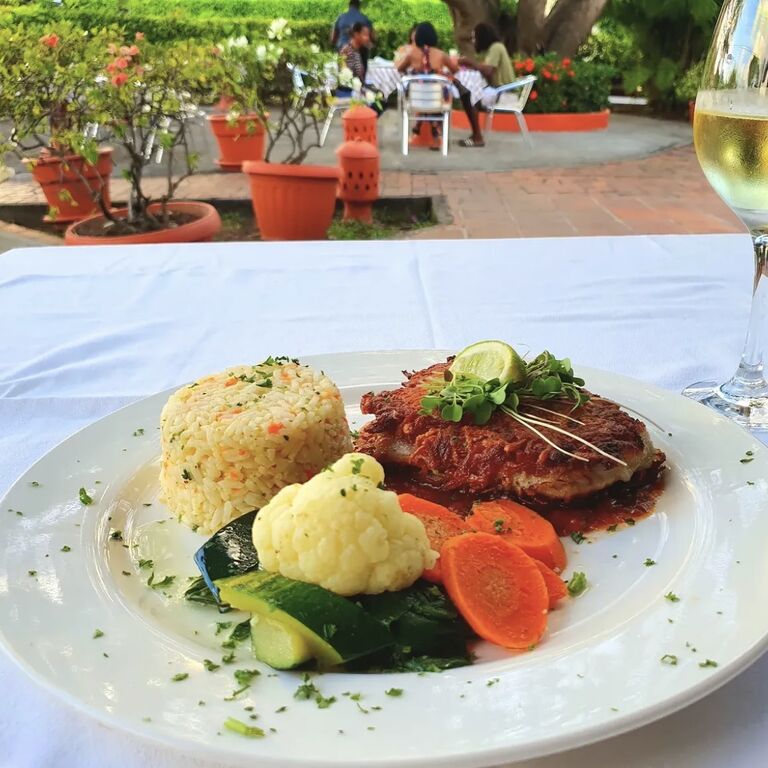 Buzz Restaurant
