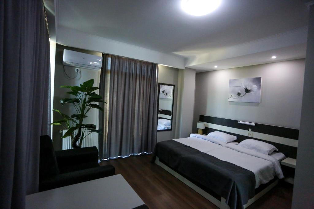 Gelati Tower Hotel-Restaurant