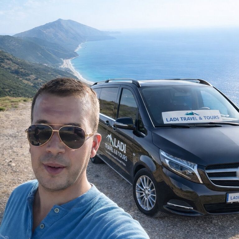LADI TRAVEL & TOURS