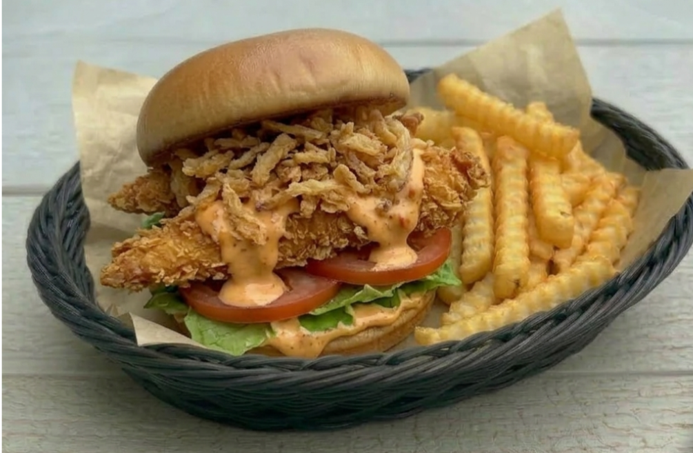 Motti Burger
