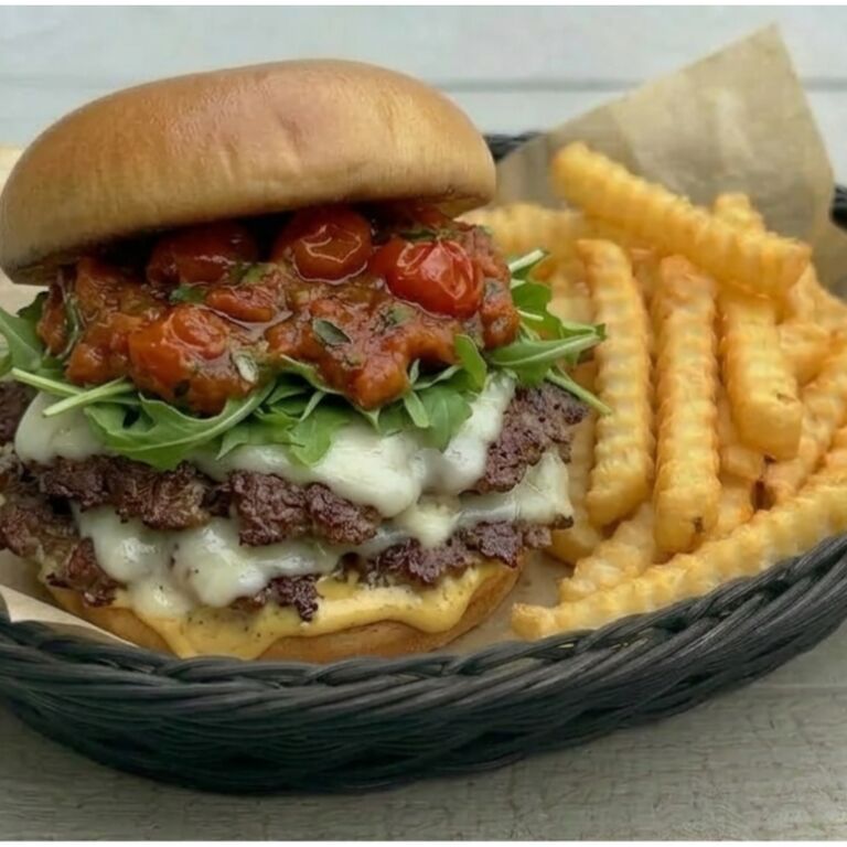 Motti Burger