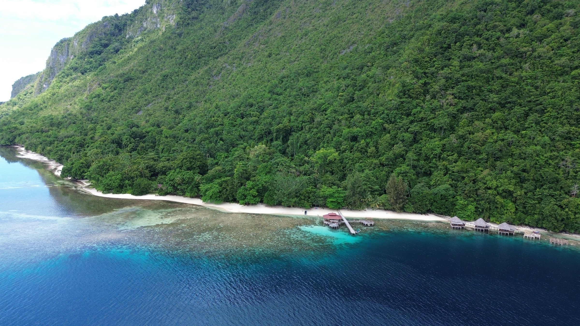 Ambon Pas Tours