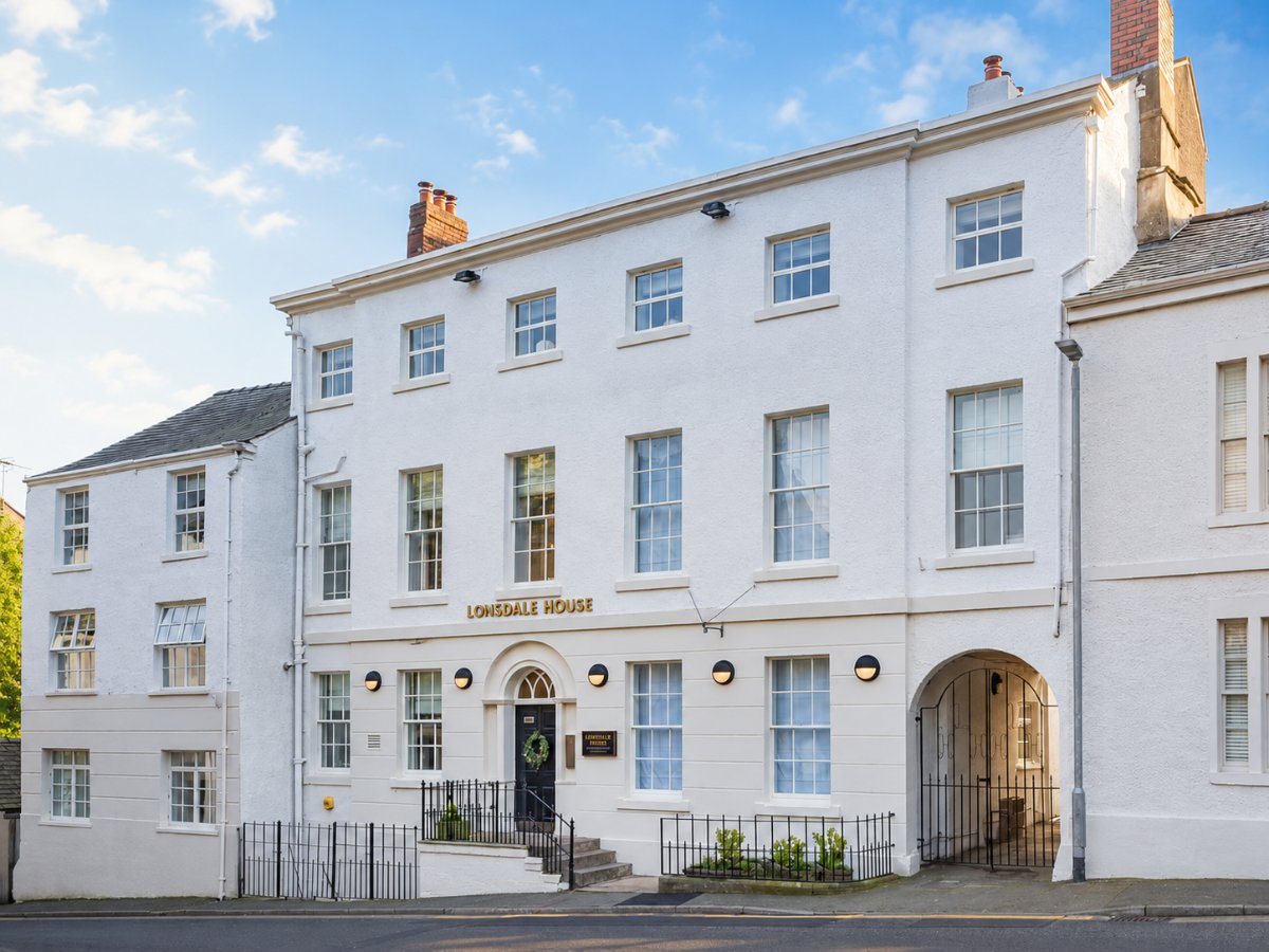 Lonsdale House