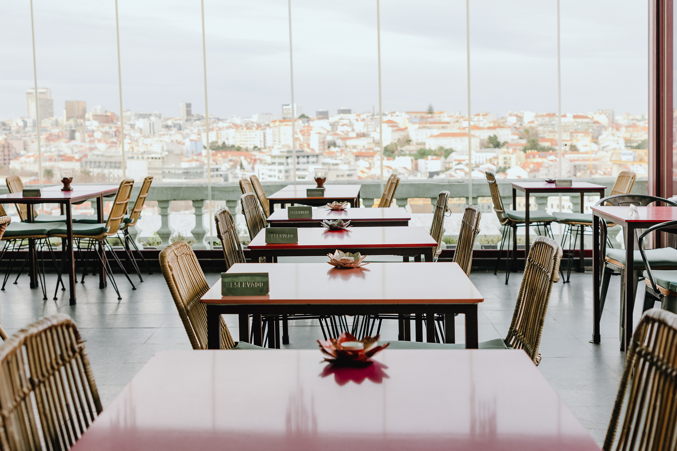 LOST IN RESTAURANTE & BAR