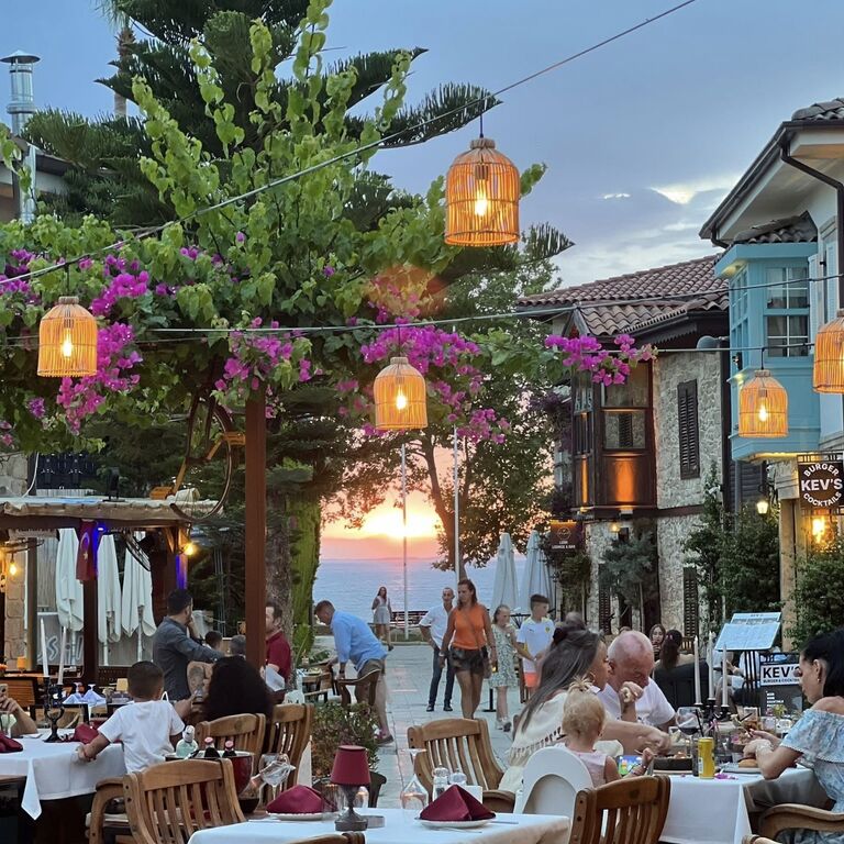 The Royal Castle PubSteakhouse