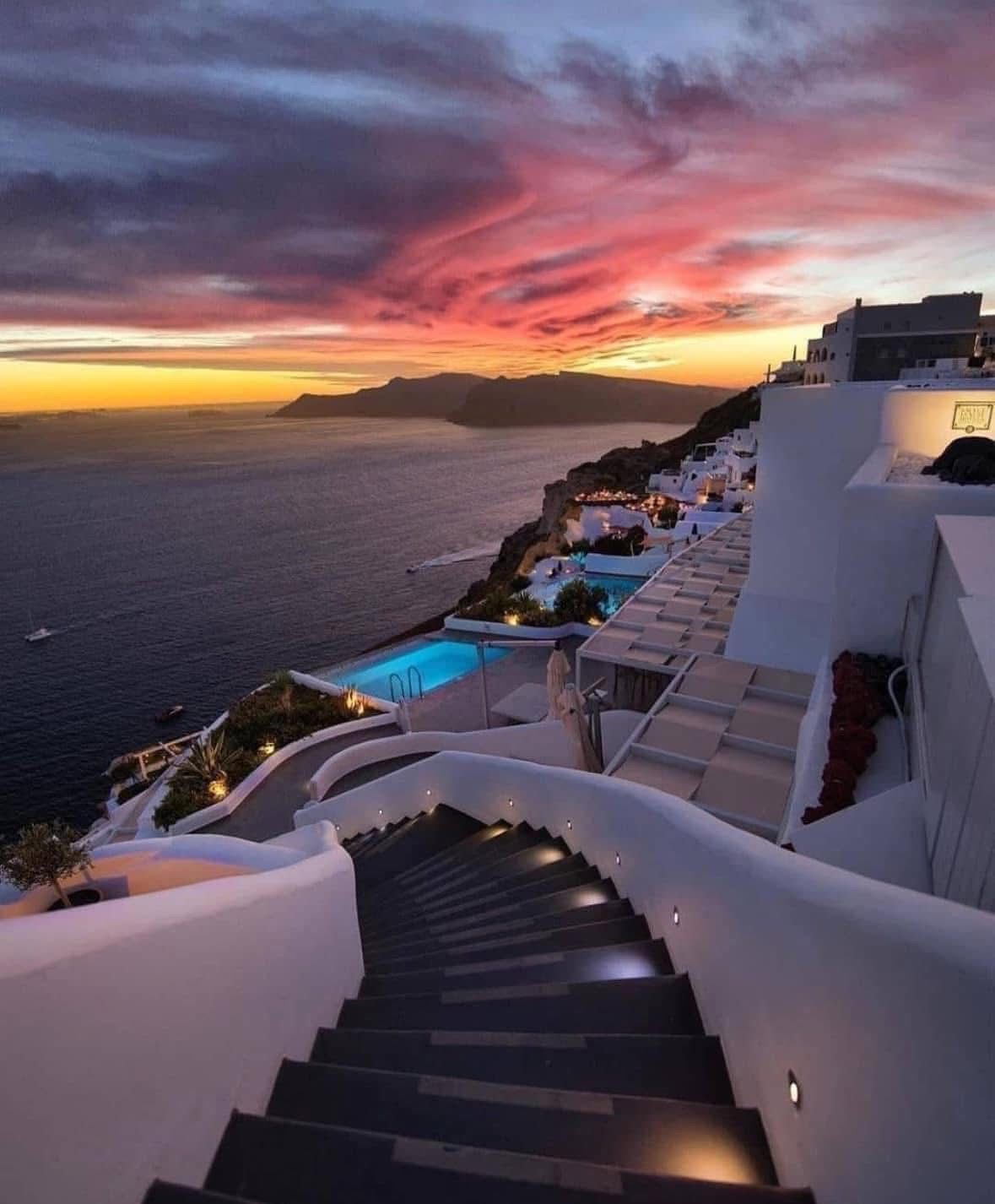 Monarch Luxury Travel Thira