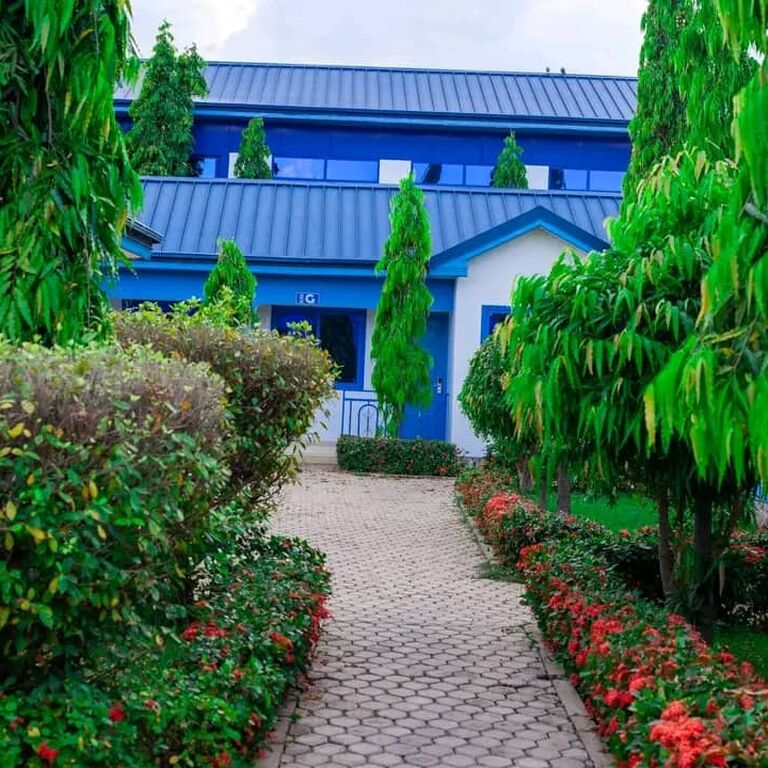 Blue Hill Hotel