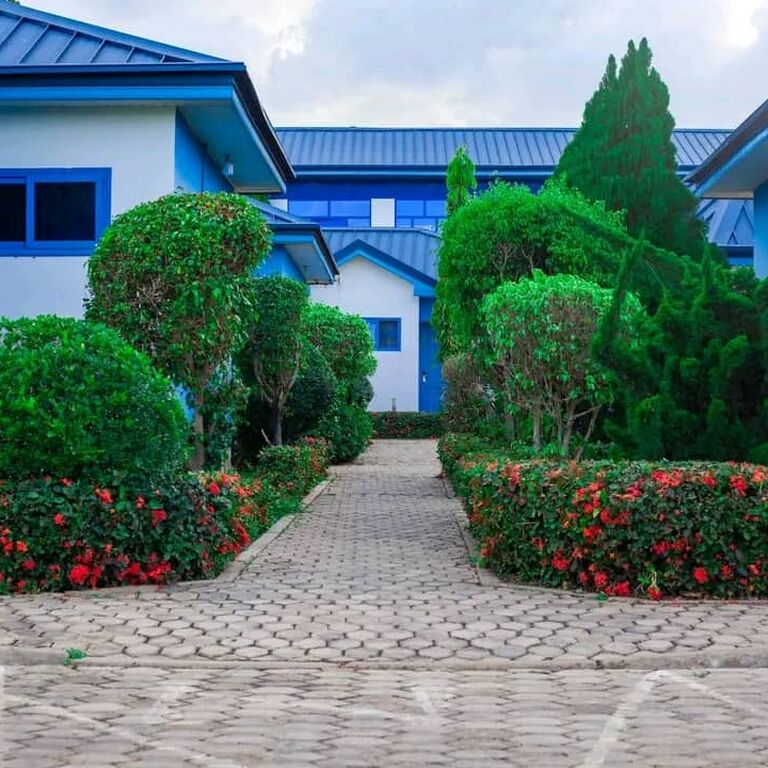 Blue Hill Hotel