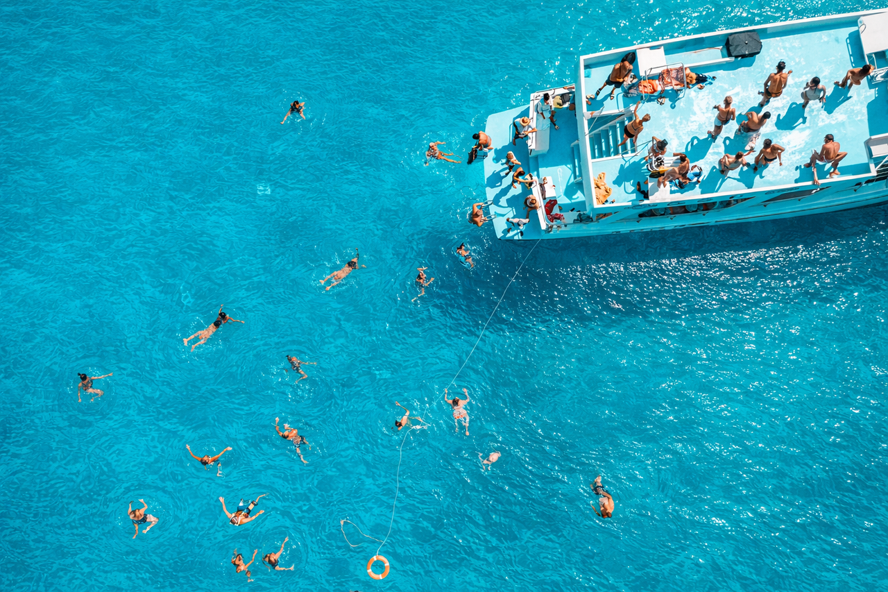 Aphrodite I Cruises