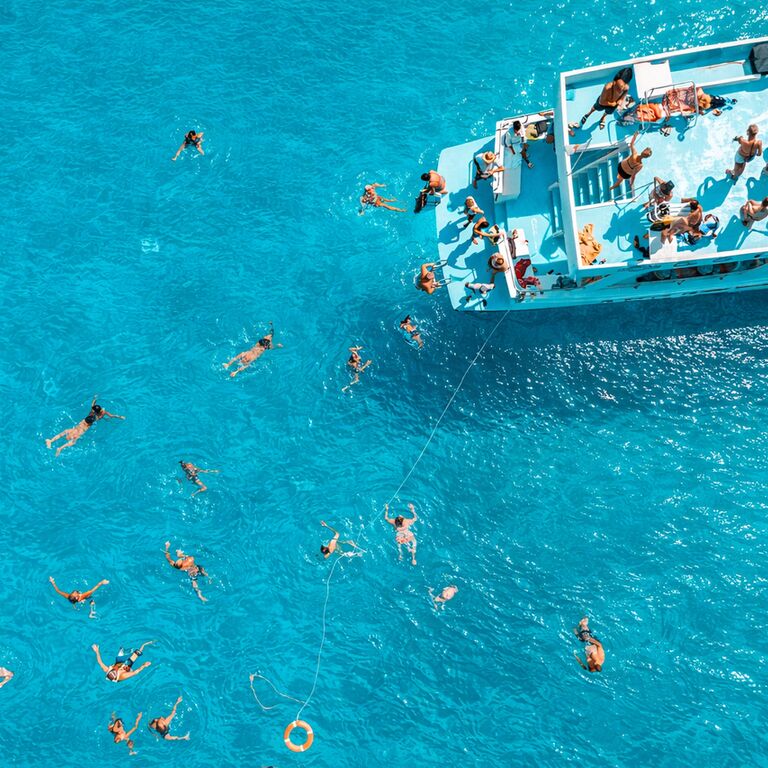 Aphrodite I Cruises