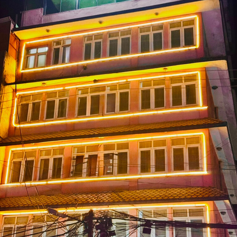 Om Mandakini Hotel