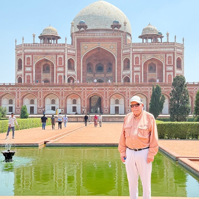 Agra guided tours