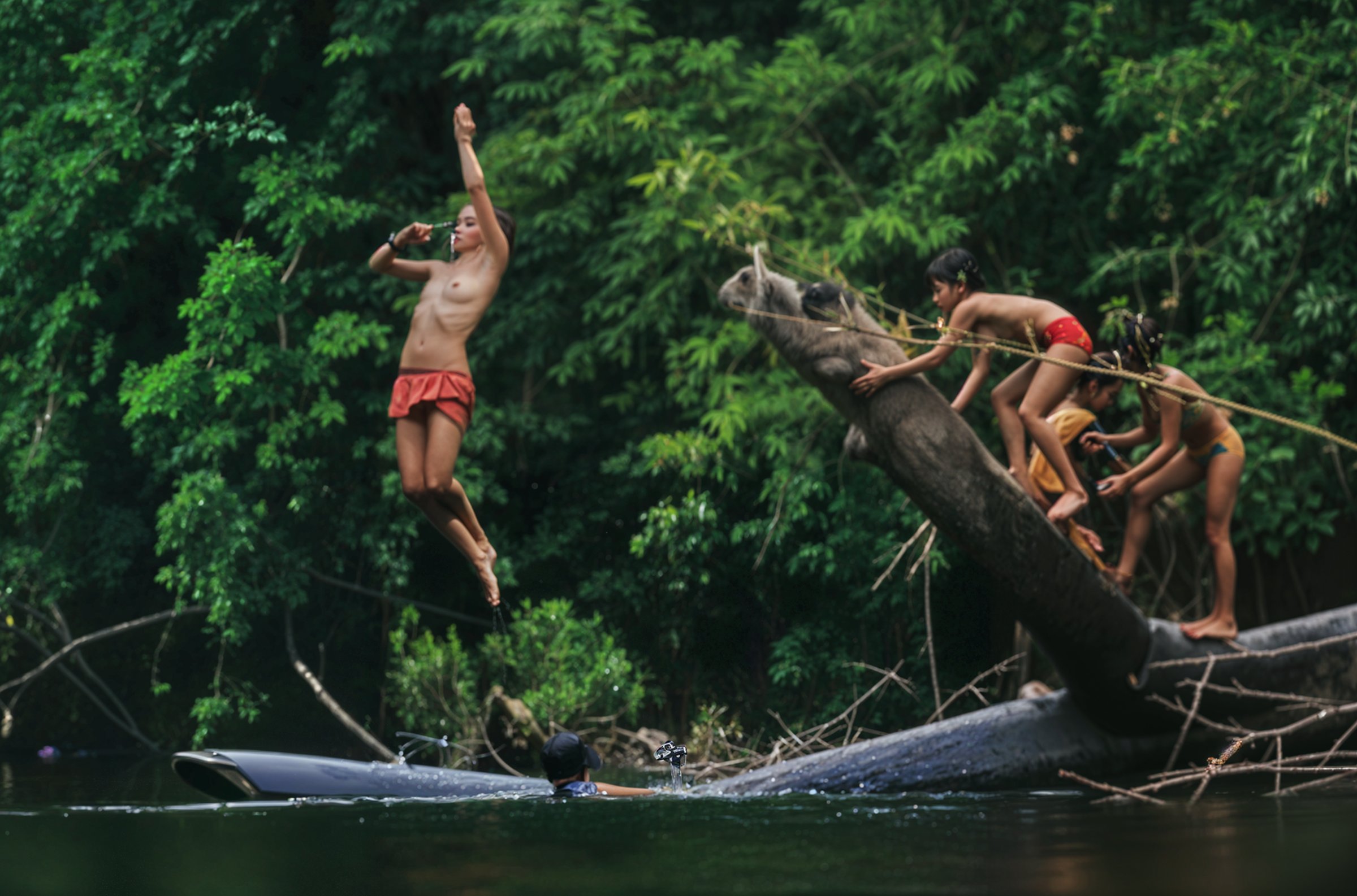 Borneo: Dayak Jungle Retreat