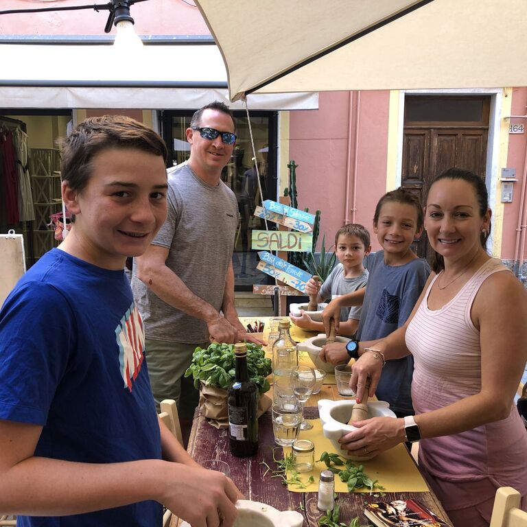PESTO EXPERIENCE