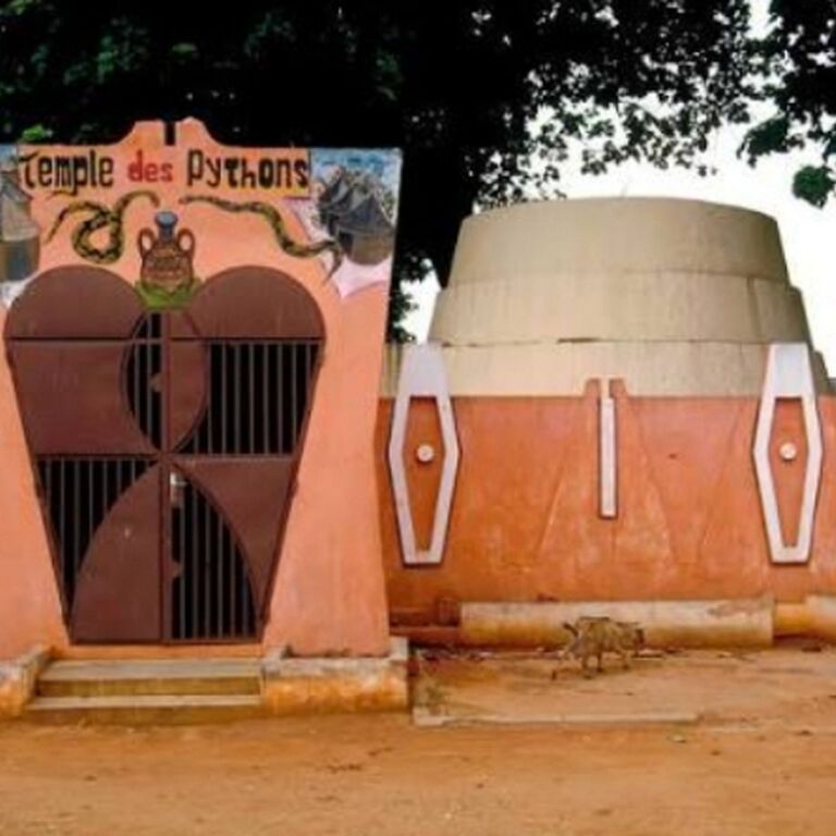 Tourist immersion in Ouidah