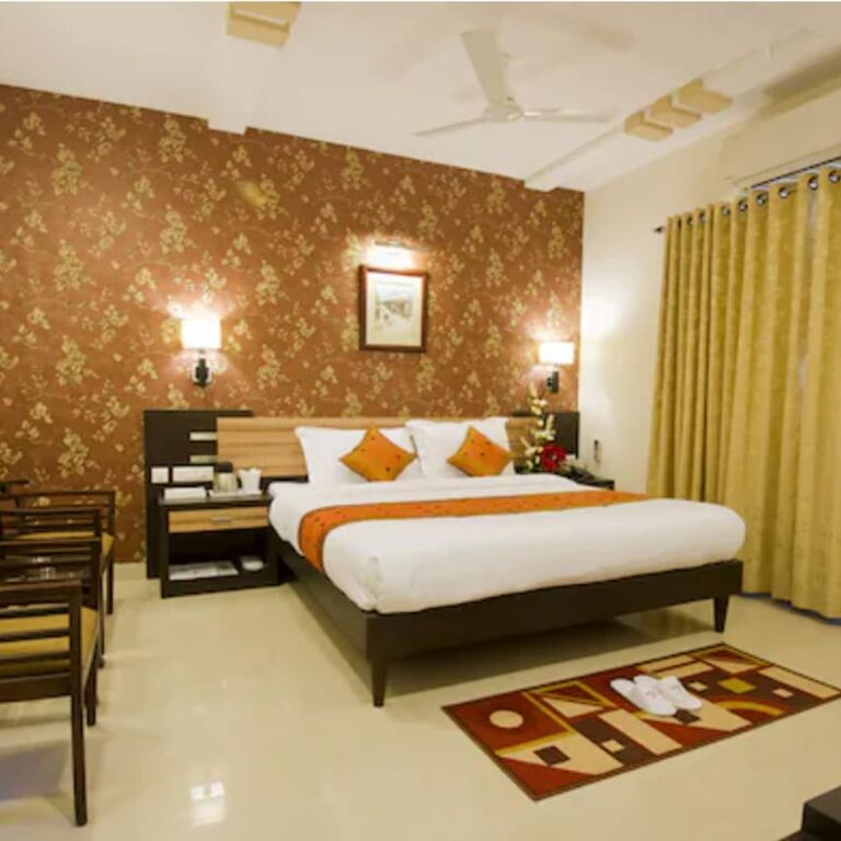 HOTEL SIDDHARTH PALACE