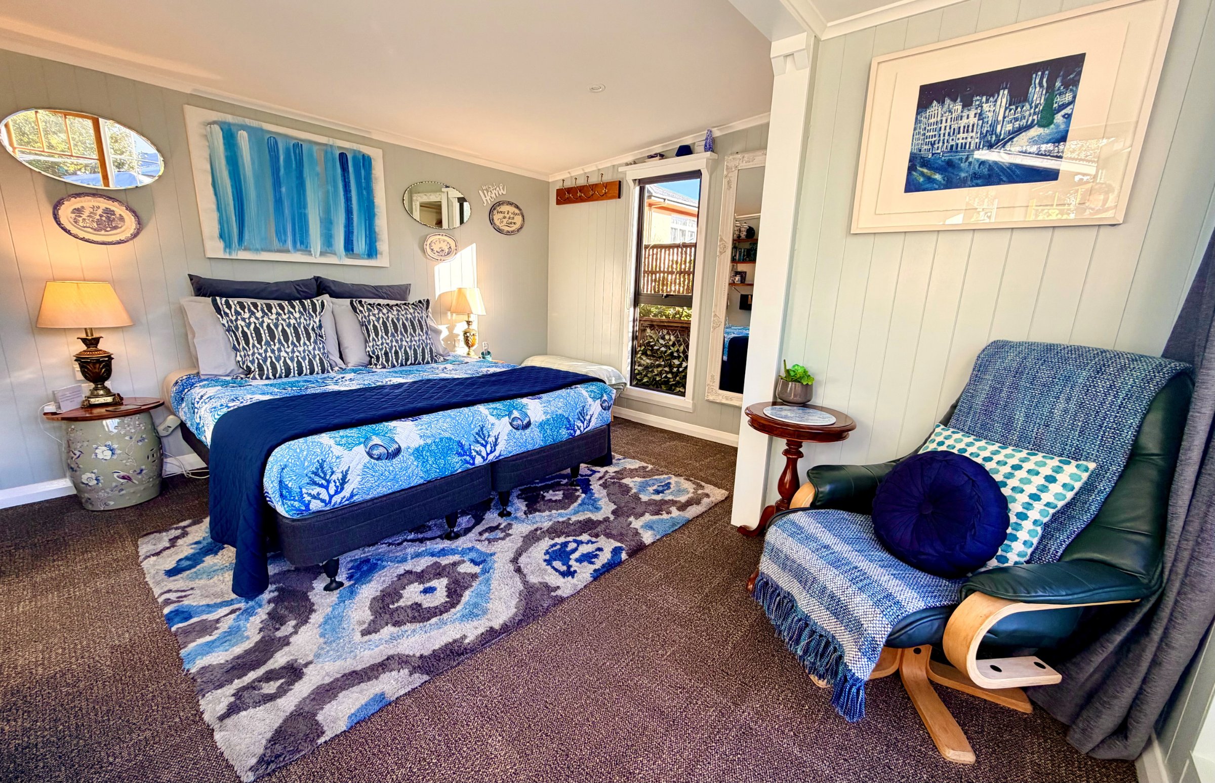 Ah House, Nelson City B&B