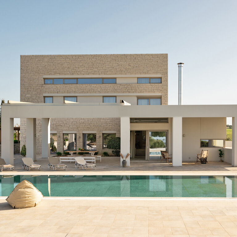 DIKTAMON RETREAT LUXURY VILLA
