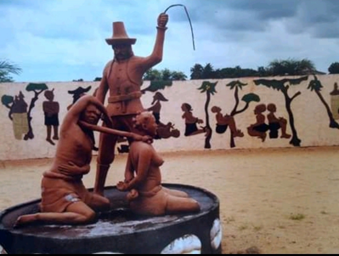 Tourist immersion in Ghana