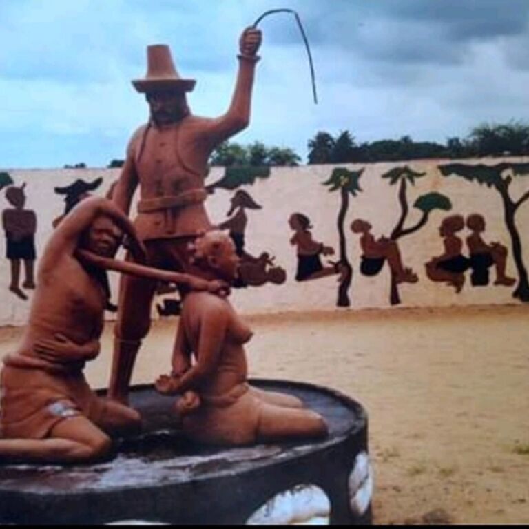 Tourist immersion in Ghana