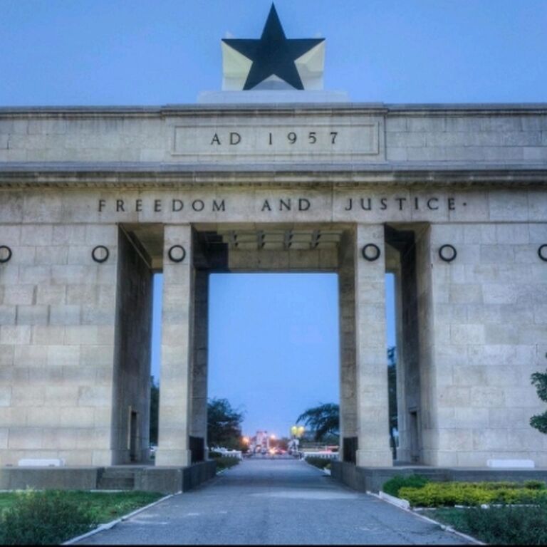Tourist immersion in Ghana
