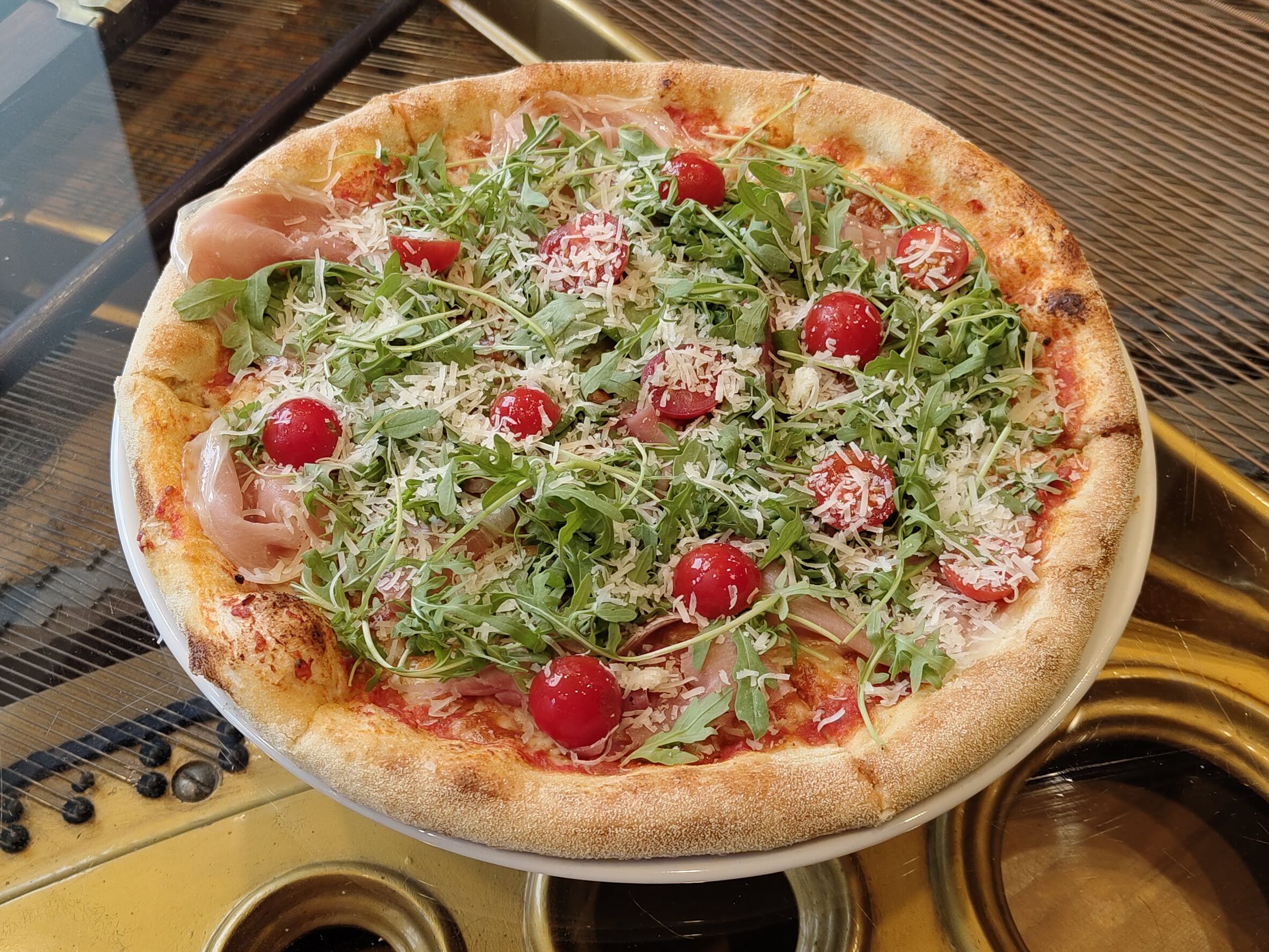 Graciarnia Pub and Restaurant