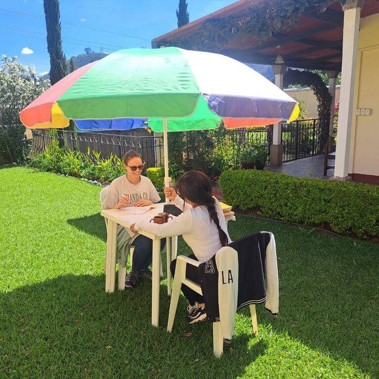 Mundo Spanish School