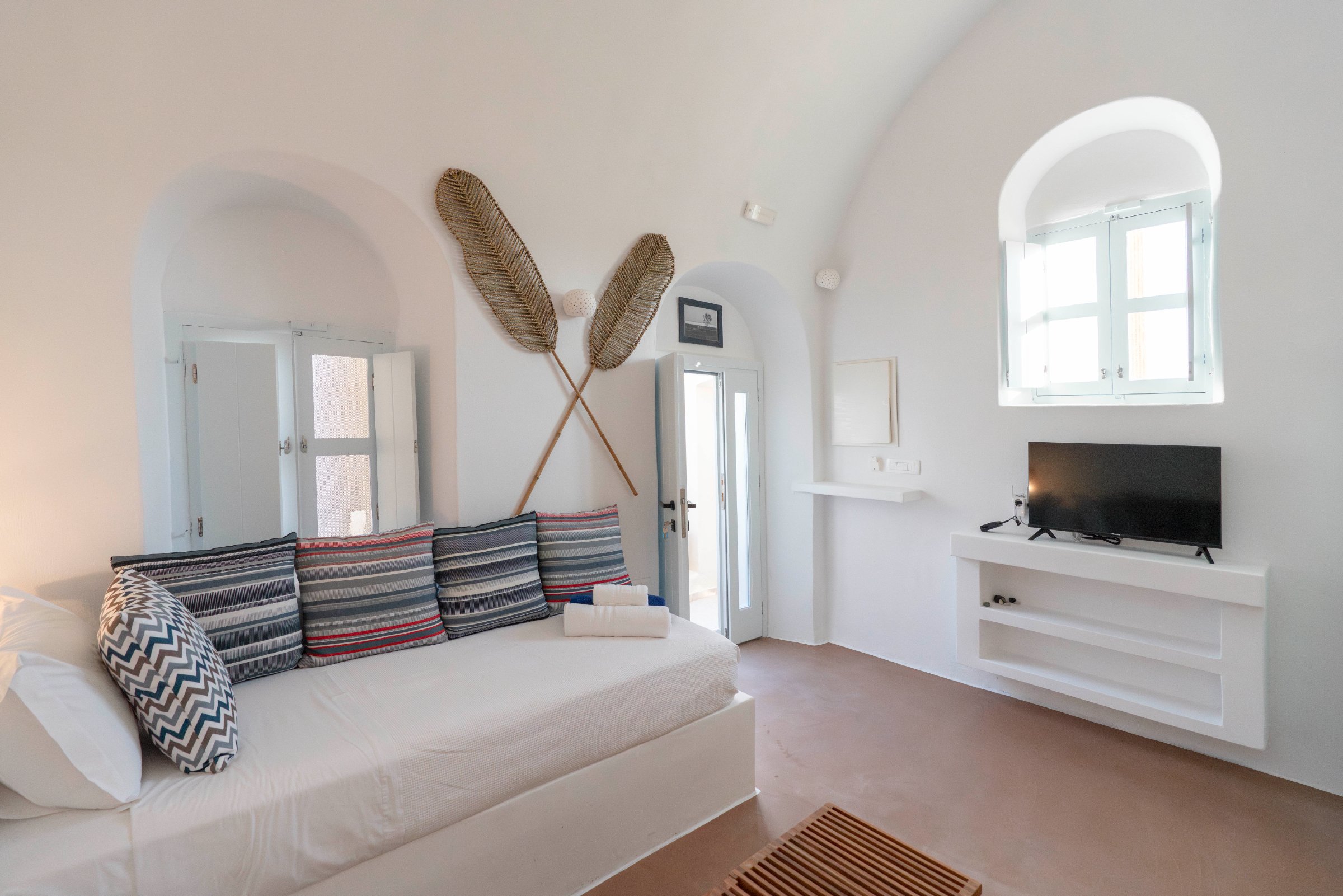 santorini treasures