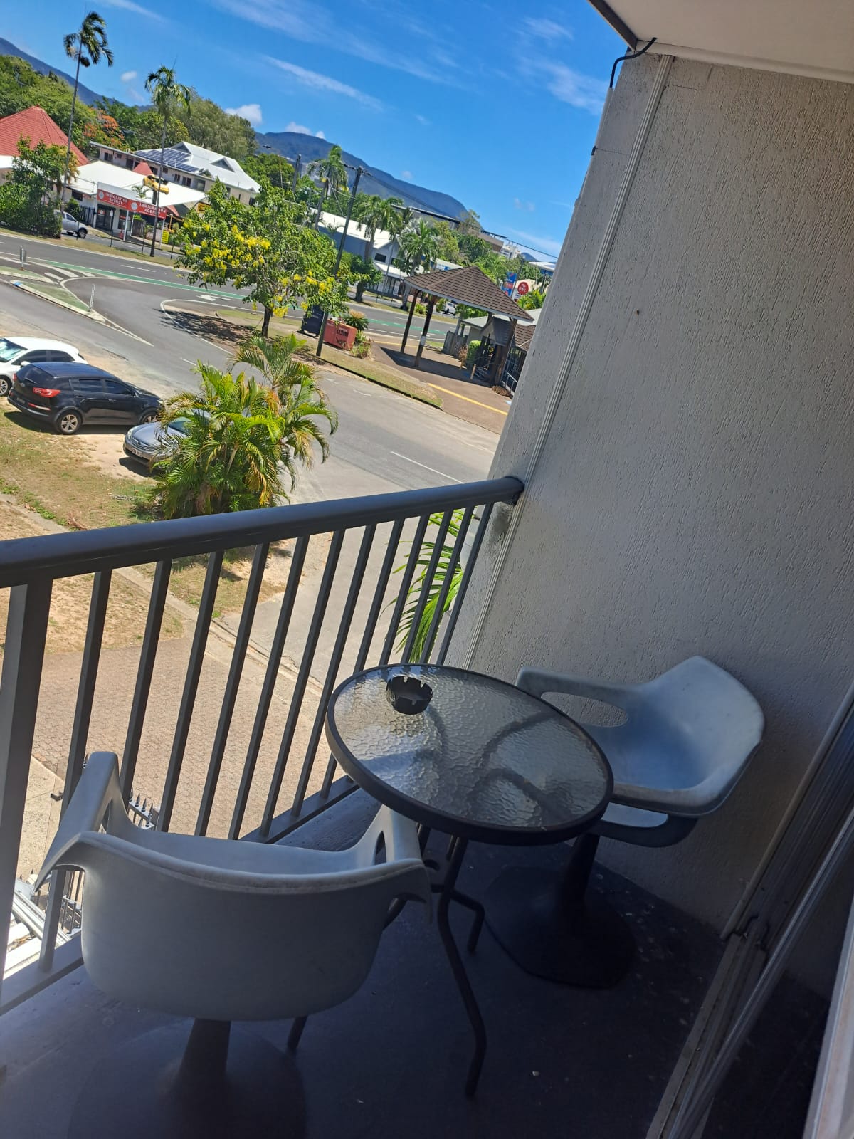 Cairns Holiday Lodge