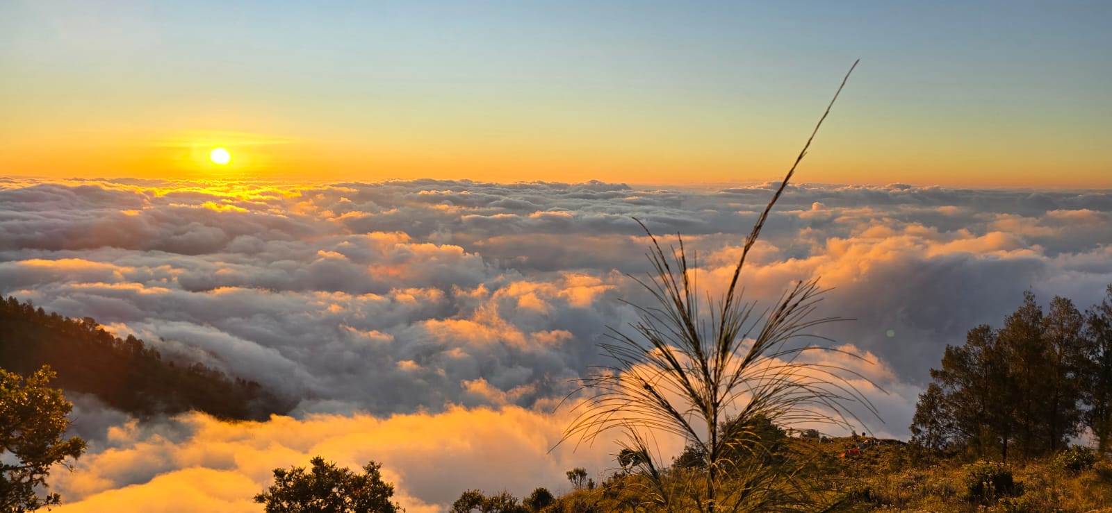 rinjani volcano