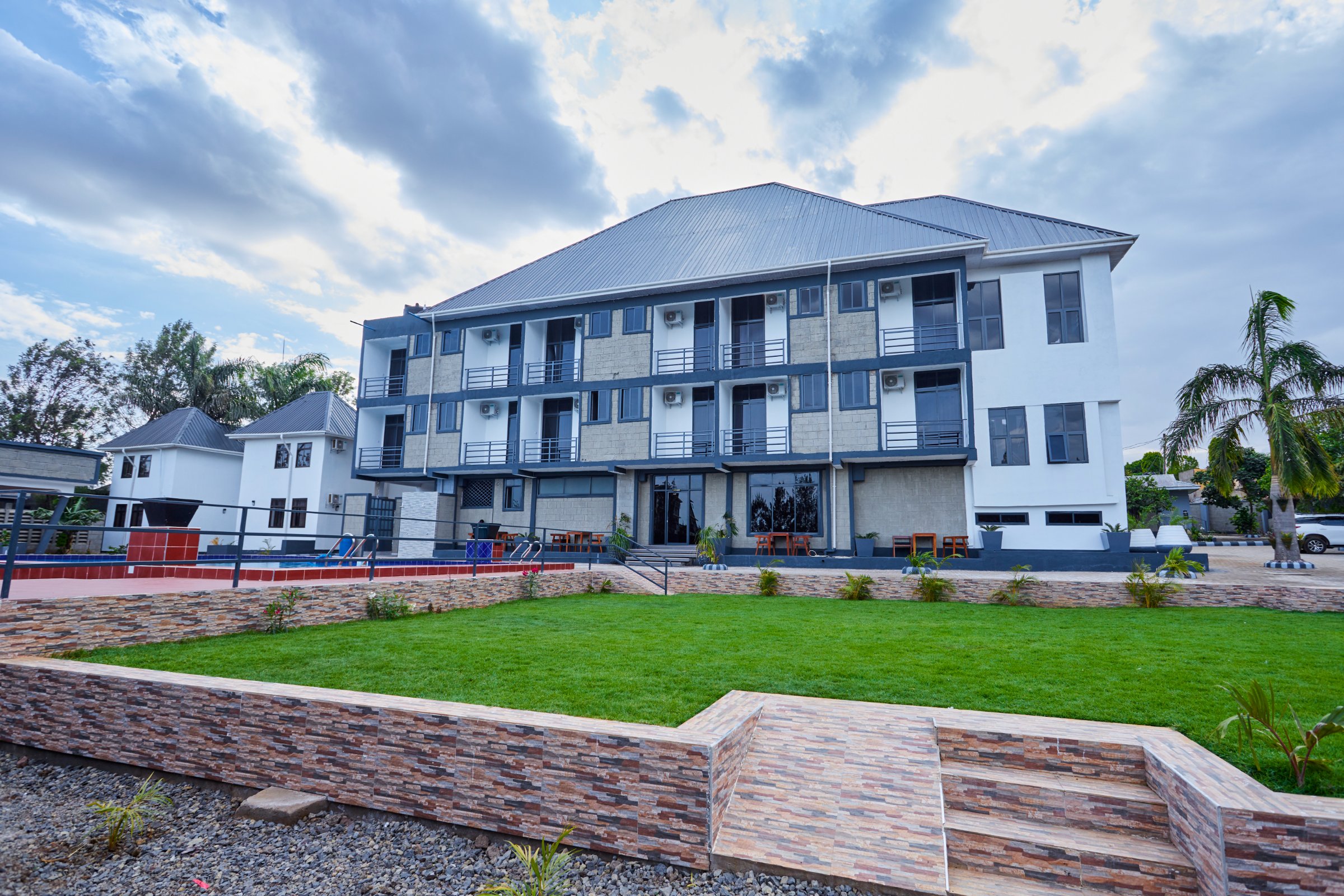 NJIRO LUXURY RESORT