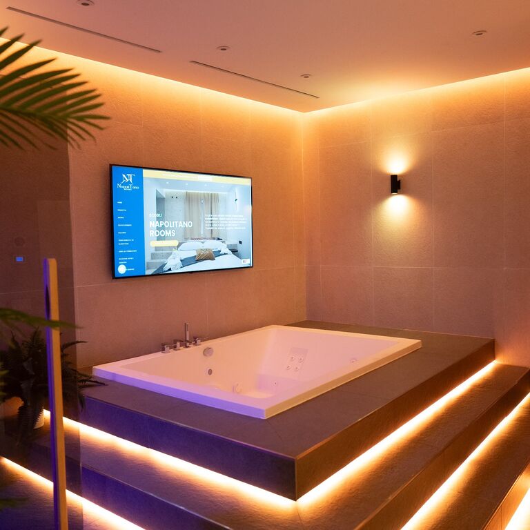 Napolitano Rooms